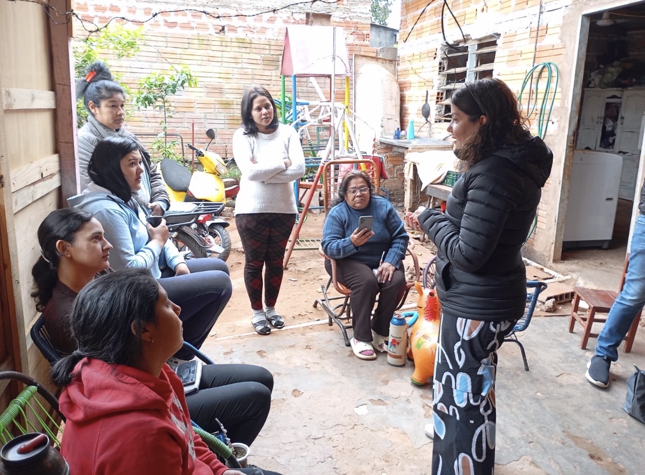 Dr. Gabriele with workshop participants